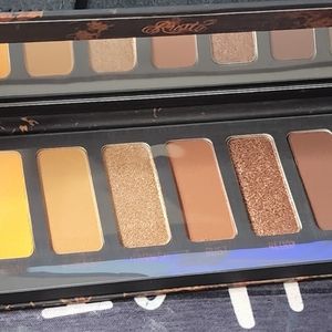 Melt cosmetics pallete